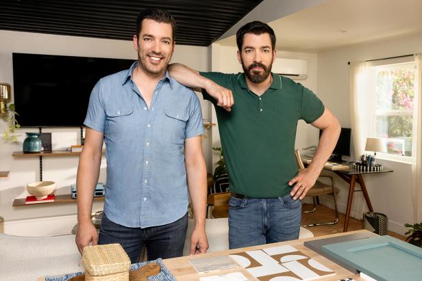 Drew And Jonathan Scott Return For Season 7 Of Property Brothers Drew And Jonathan Scott Return For Season 7 Of Property Brothers